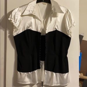 Corset type top with hook and eye closure